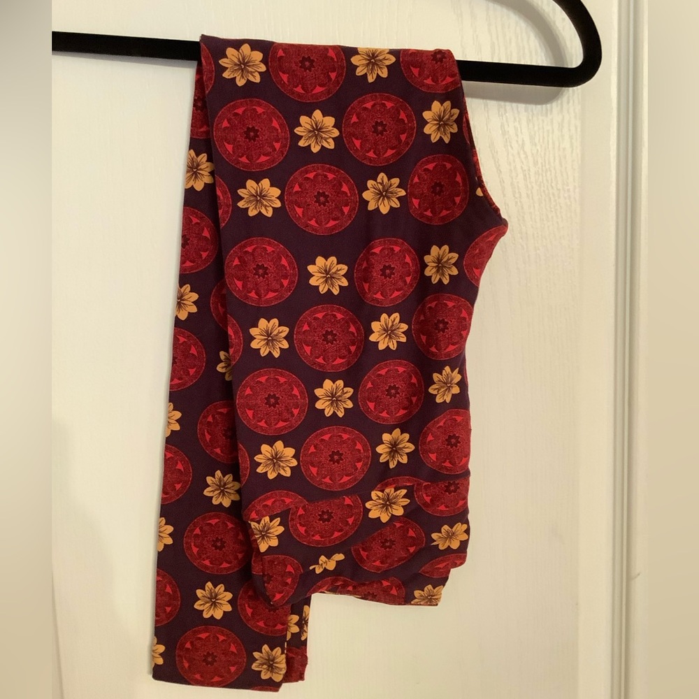 **SALE SEE BELOW** NWOT Lularoe Leggings